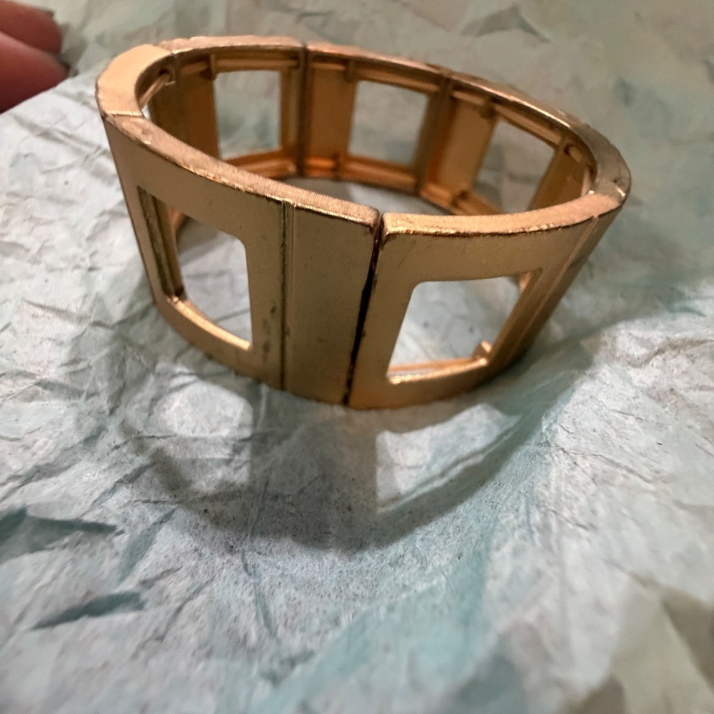Gold Tone Geometric‎ Open Square Cutout Stretch Bracelet Chunky Modernist Cuff